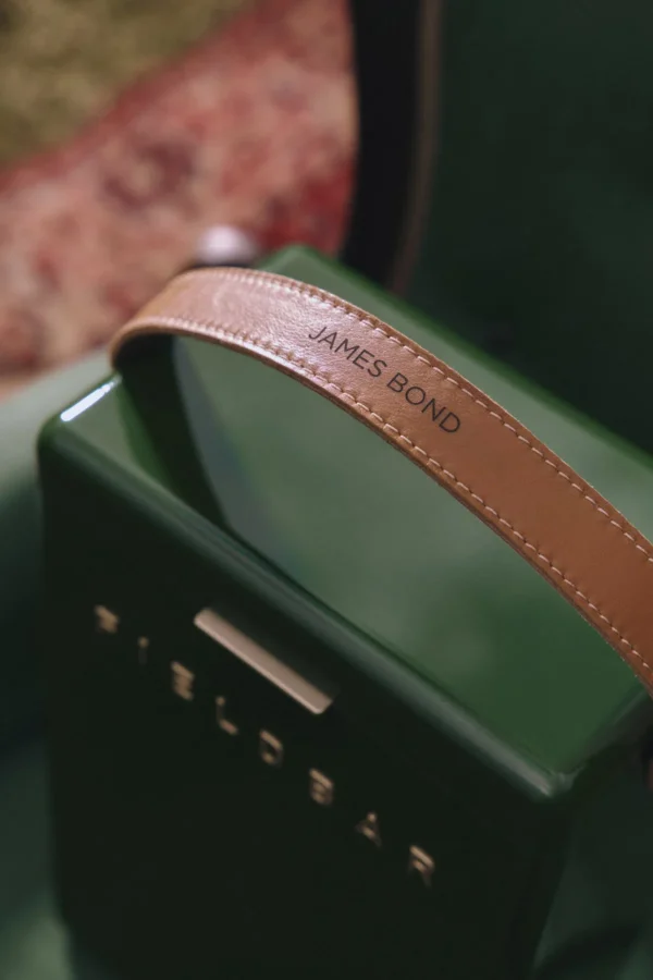 AART_VERRIPS_Racing_Green_47_WEB Drinks Box / Racing Green